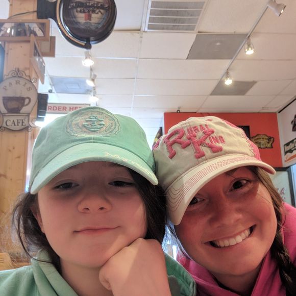 Meet your Posher, Samantha - Picture 1 of 1